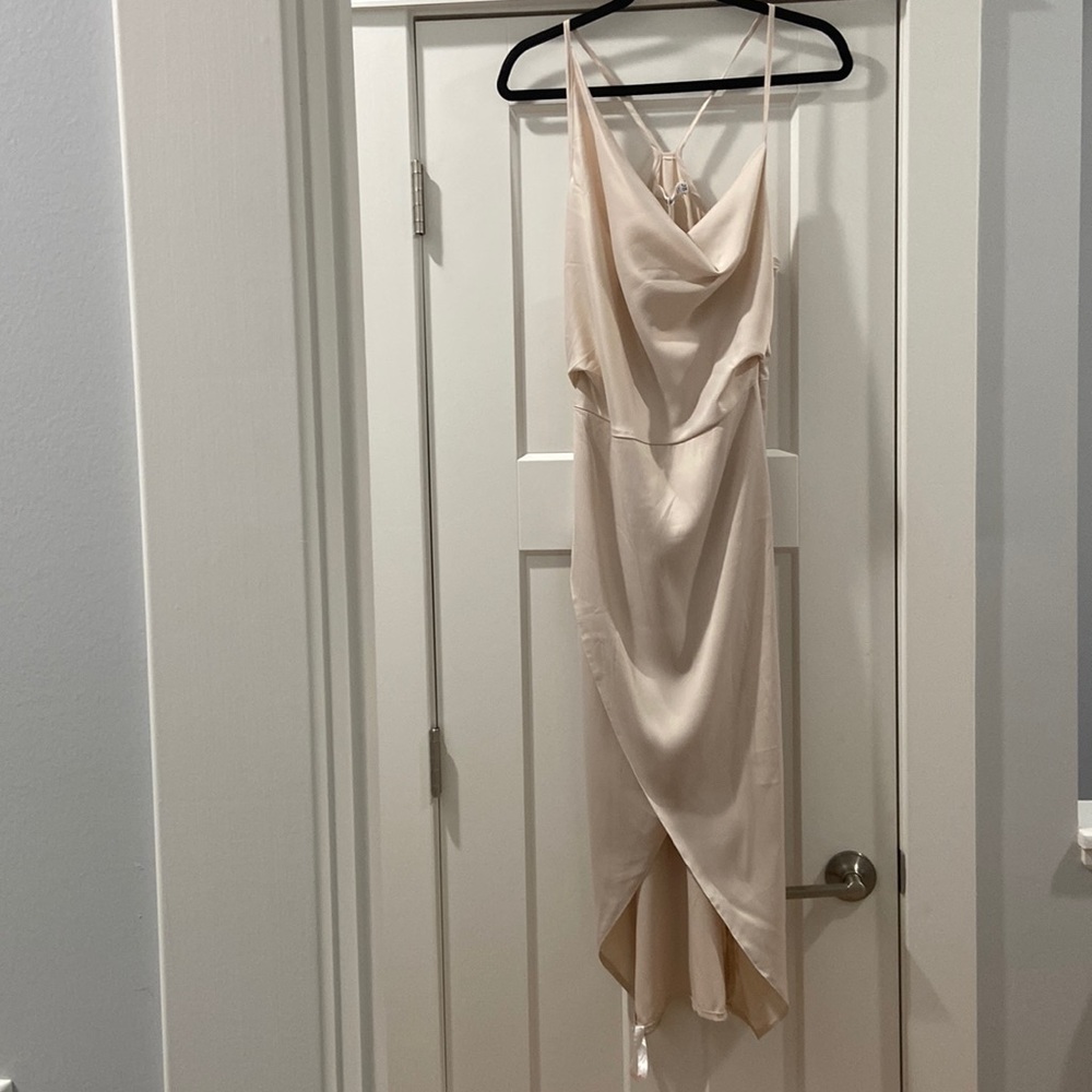 missguided asymmetrical strap drape satin midi NWT US size 6 cream ❤️‍🔥 prom